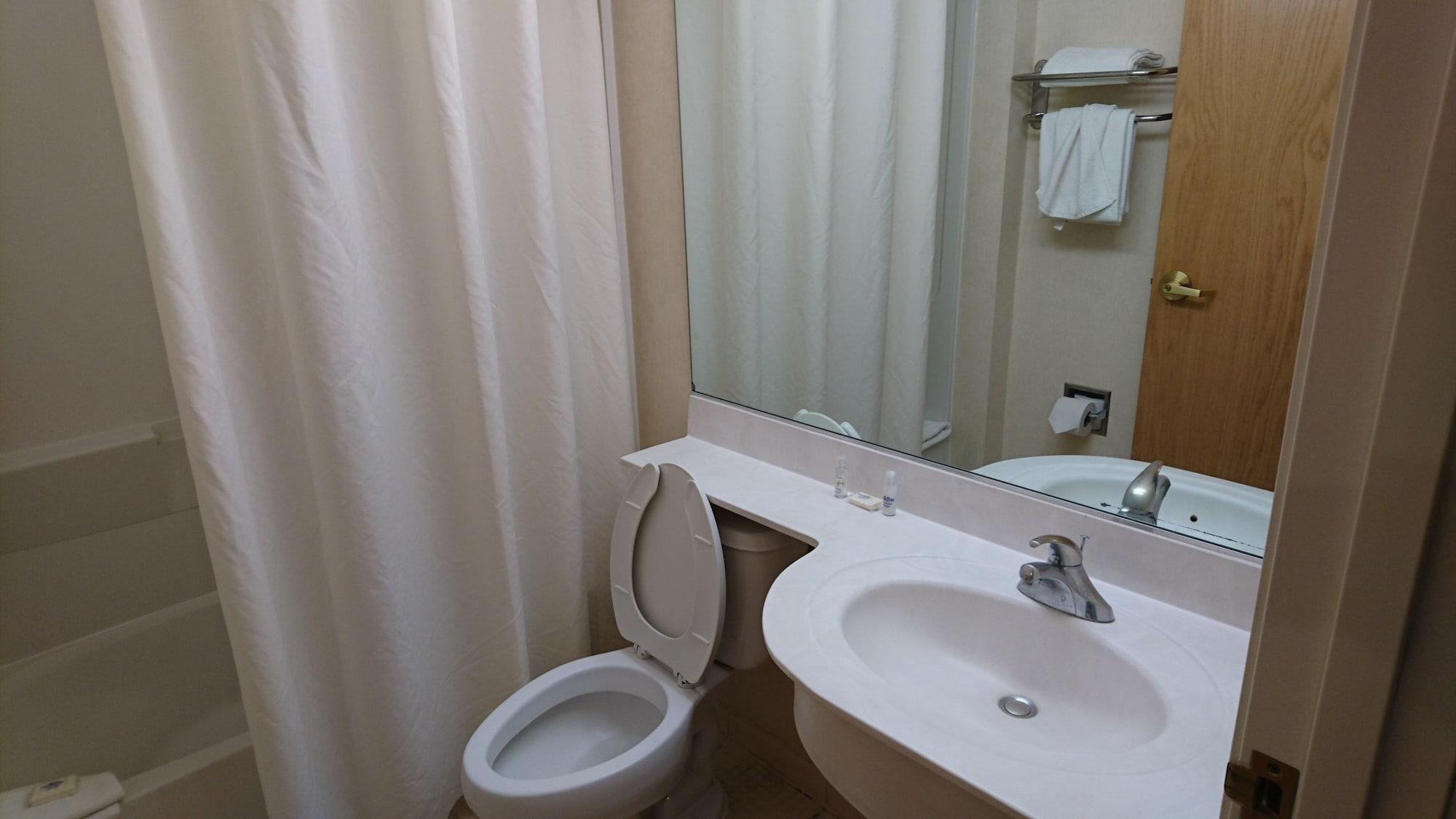 Microtel Inn & Suites By Wyndham Chihuahua Zewnętrze zdjęcie