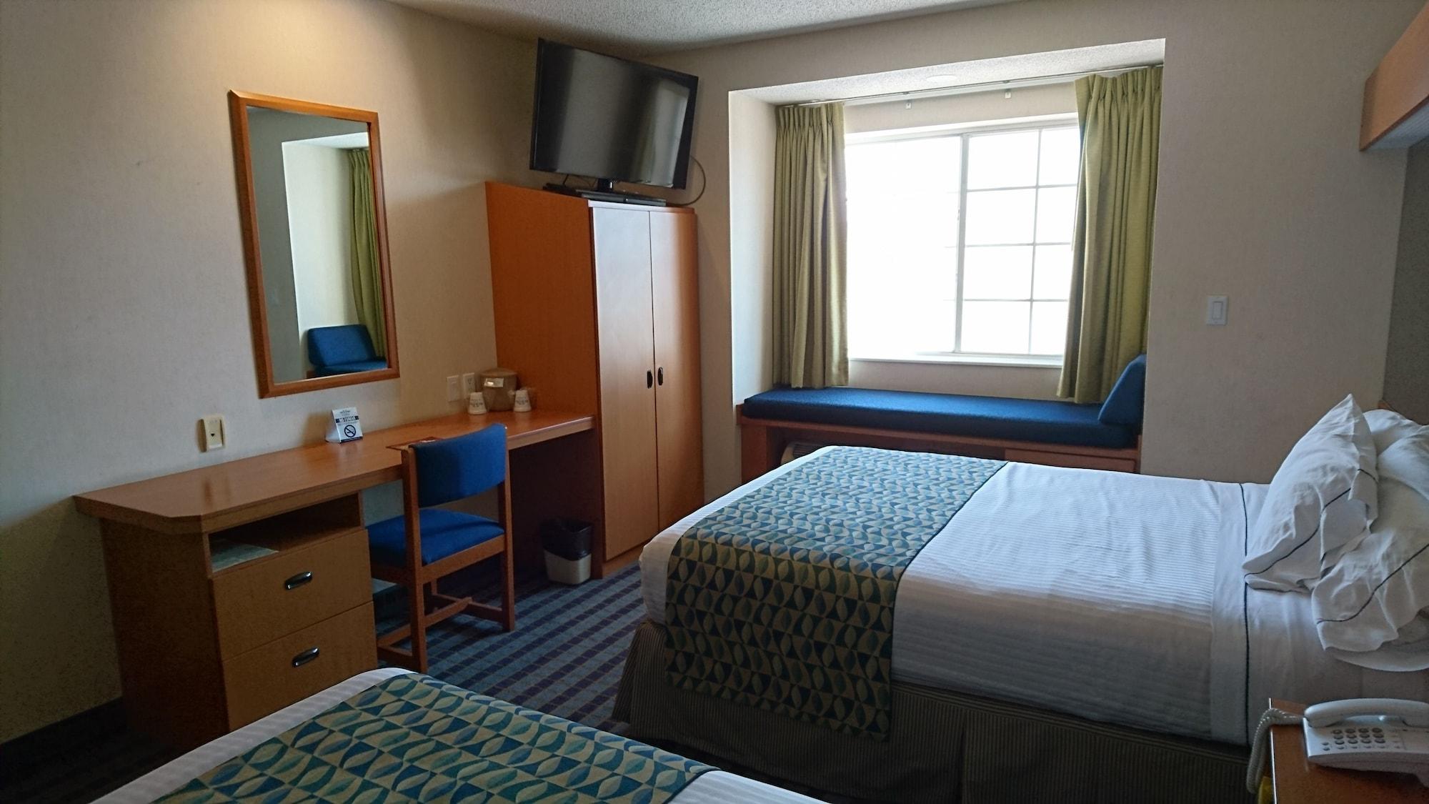 Microtel Inn & Suites By Wyndham Chihuahua Zewnętrze zdjęcie