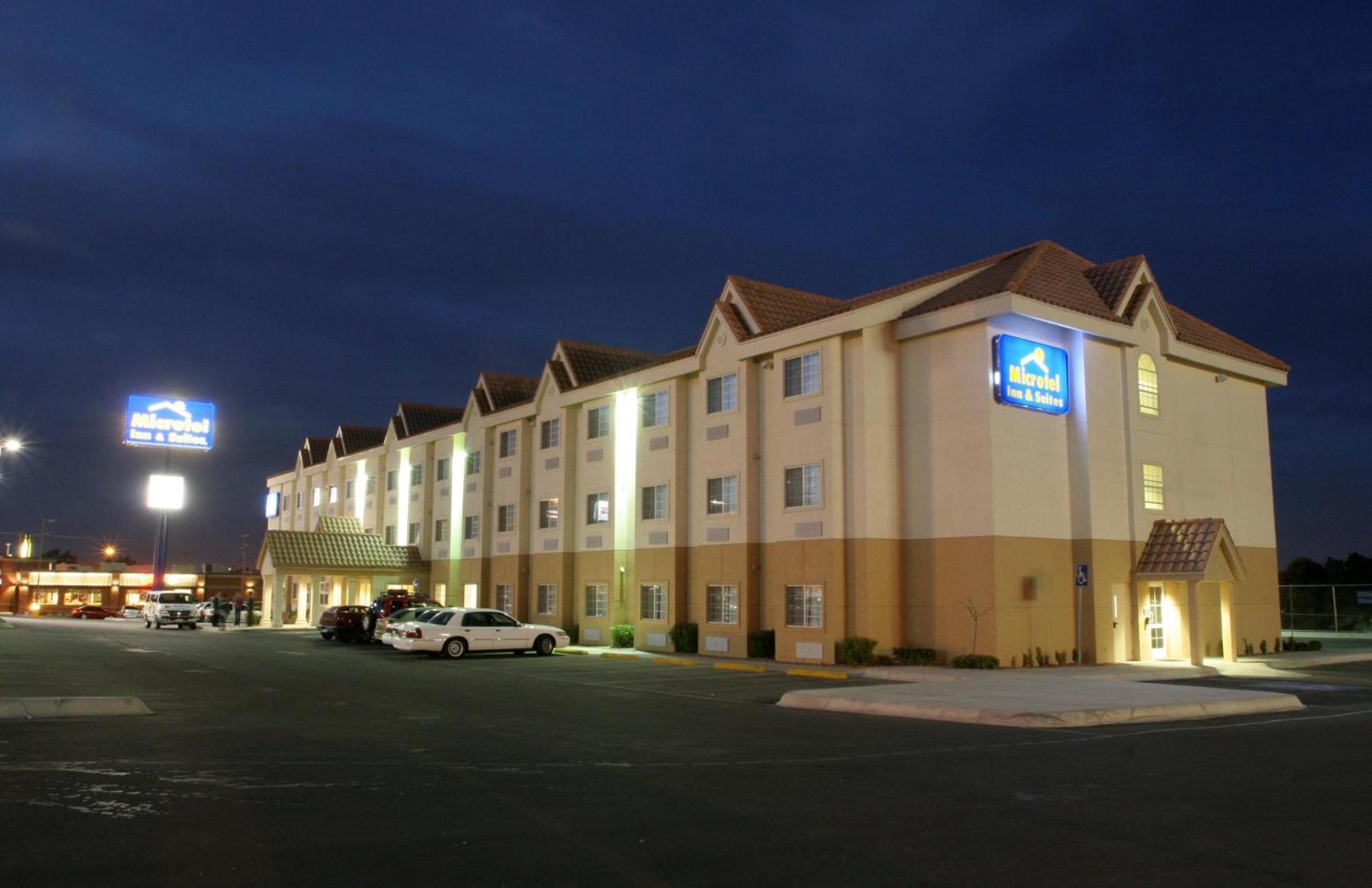 Microtel Inn & Suites By Wyndham Chihuahua Zewnętrze zdjęcie