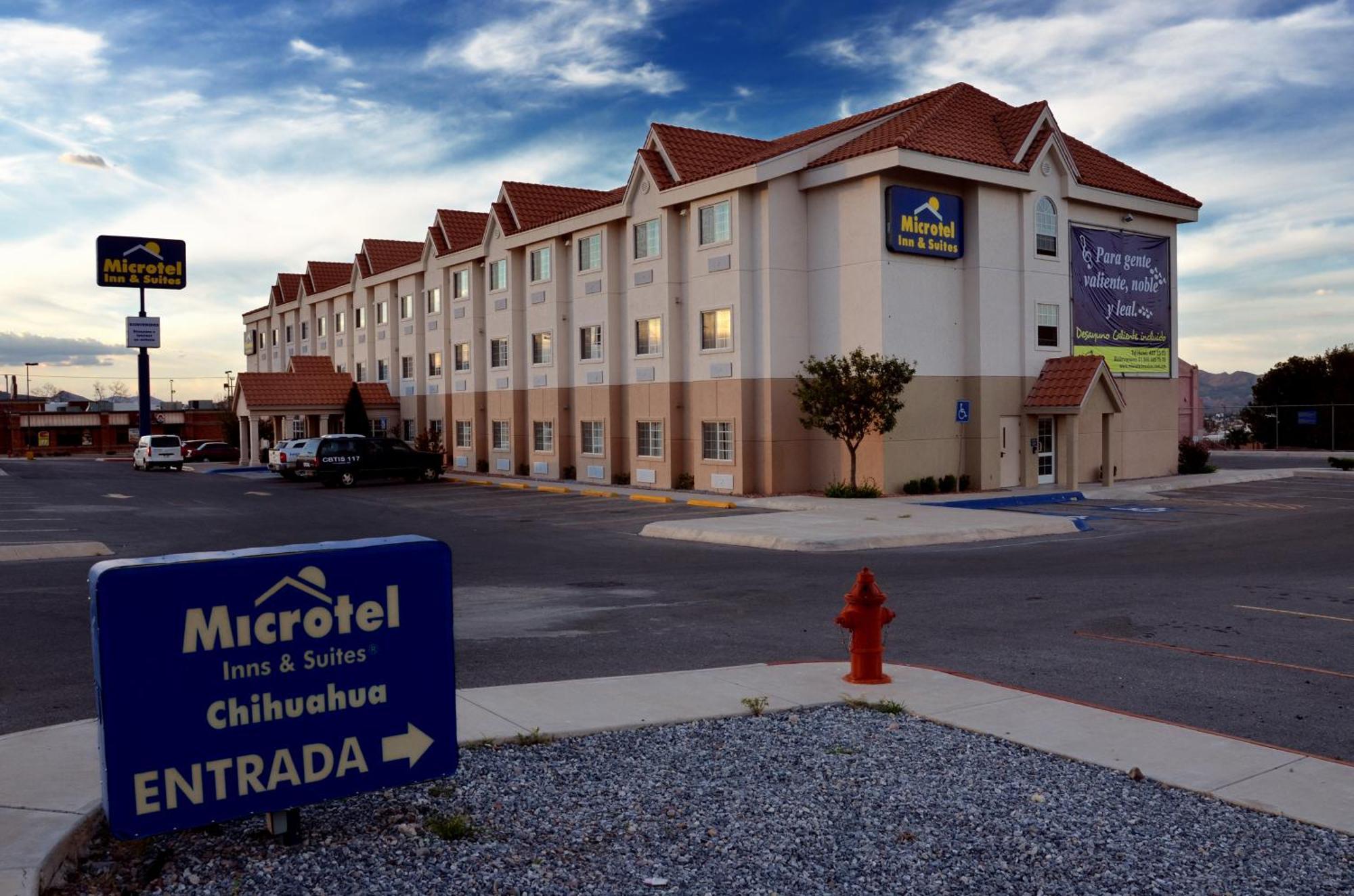 Microtel Inn & Suites By Wyndham Chihuahua Zewnętrze zdjęcie