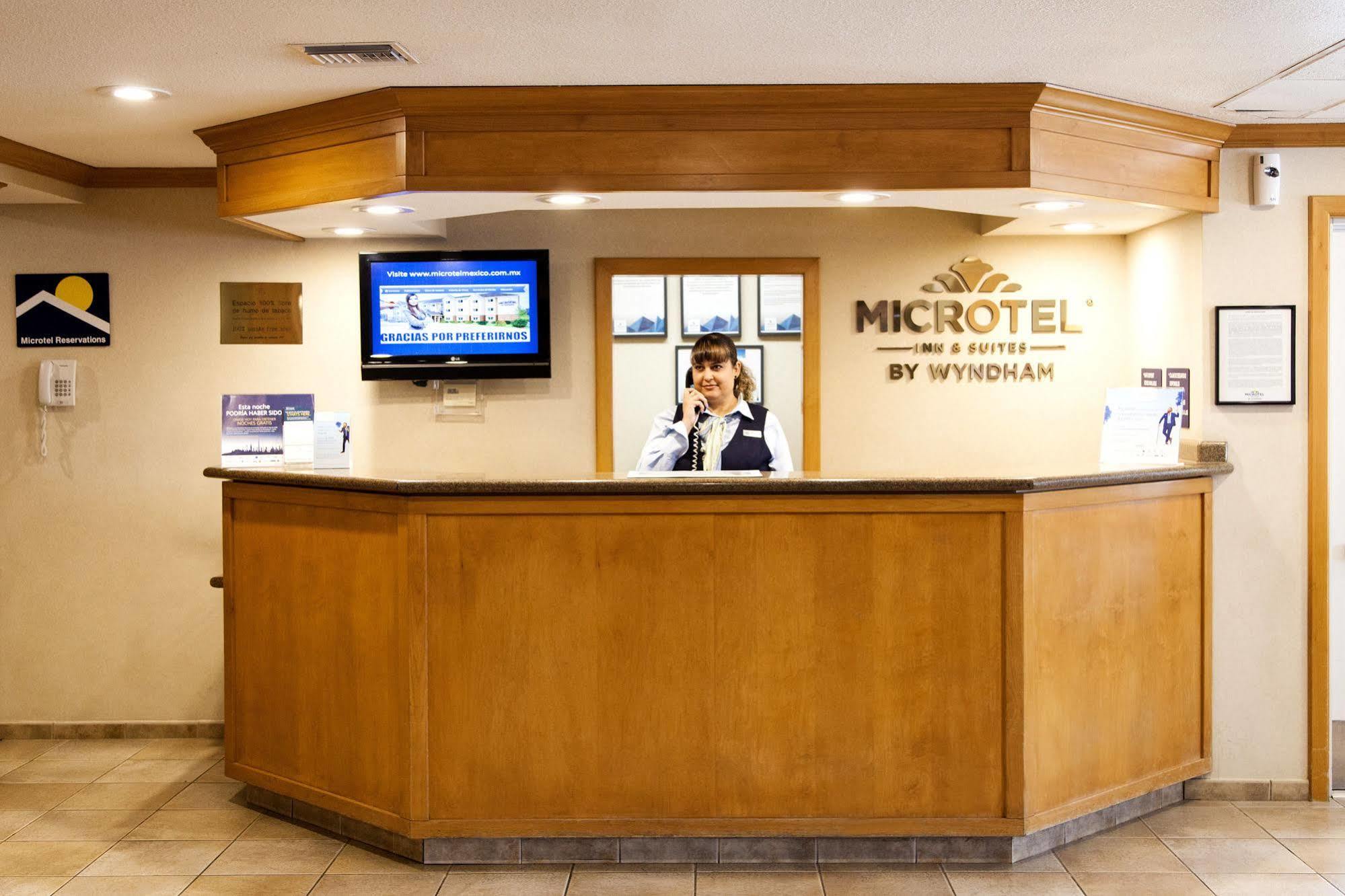 Microtel Inn & Suites By Wyndham Chihuahua Zewnętrze zdjęcie